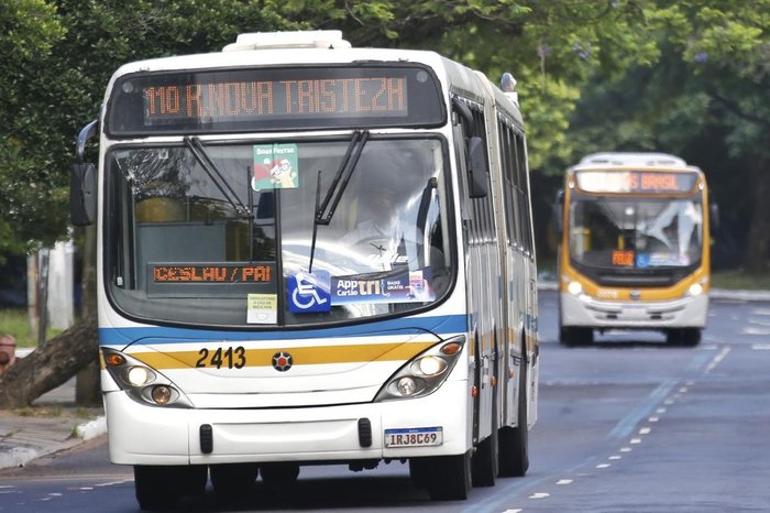 ônibus na Zona Sul de Porto Alegre