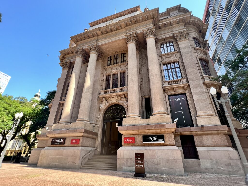 Turismo em Porto Alegre - Santander Cultural