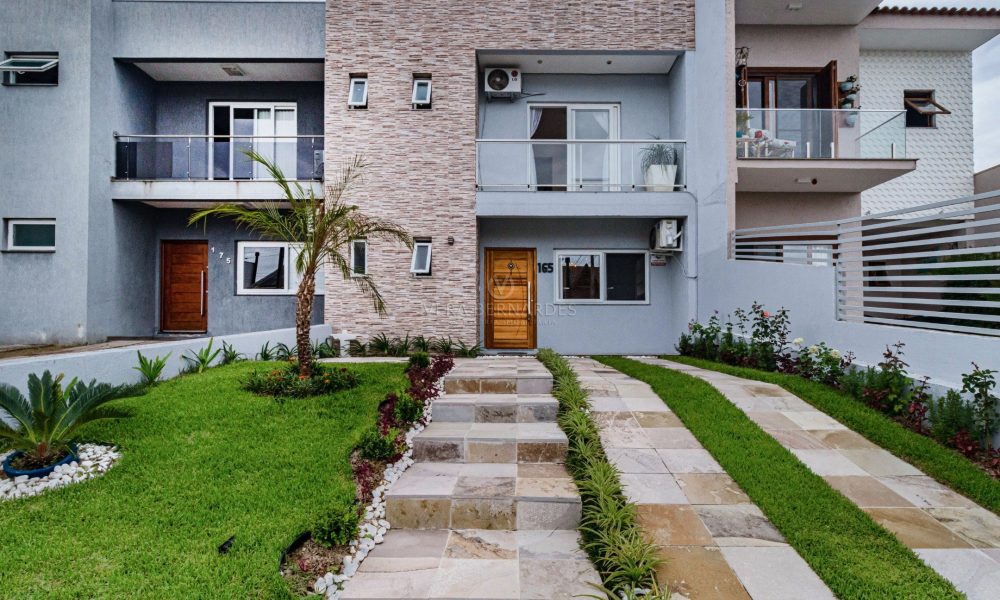 Casa à venda com 3 dormitórios, 150m² e 2 vagas no bairro Lagos de Nova Ipanema, Zona Sul de Porto Alegre - 001