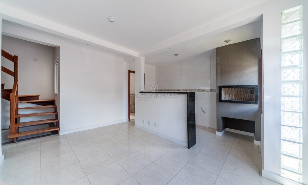 Casa à venda com 2 dormitórios, 120m² e 1 vaga no bairro Hípica, Zona Sul de Porto Alegre - 001
