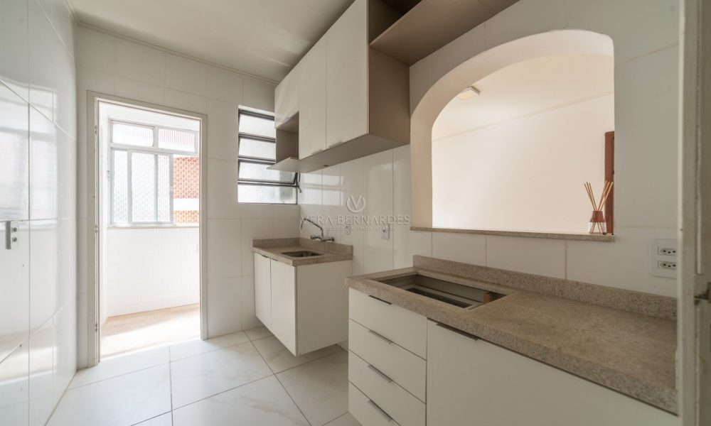 Apartamento à venda com 2 dormitórios, 65m² e 1 vaga no bairro Menino Deus, Zona Central de Porto Alegre - 001