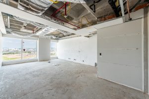 Salas/Conjuntos à venda com 40m² no bairro Cristal, Zona Sul de Porto Alegre