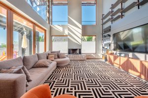 Casa em Condomínio à venda com 5 dormitórios, 608m² e 3 vagas no bairro Terra Ville, Zona Sul de Porto Alegre