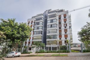 Apartamento à venda com 2 dormitórios, 78m² e 2 vagas no bairro Tristeza, Zona Sul de Porto Alegre