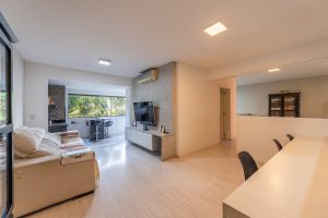 Apartamento à venda com 3 dormitórios, 100m² e 2 vagas no bairro Tristeza, Zona Sul de Porto Alegre