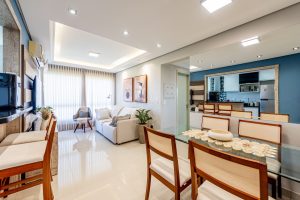 Apartamento à venda com 3 dormitórios, 71m² e 1 vaga no bairro Cavalhada, Zona Sul de Porto Alegre