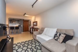 Apartamento à venda com 3 dormitórios, 121m² e 2 vagas no bairro Tristeza, Zona Sul de Porto Alegre