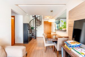 Cobertura à venda com 3 dormitórios, 134m² e 2 vagas no bairro Cavalhada, Zona Sul de Porto Alegre