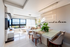 Apartamento à venda com 3 dormitórios, 82m² e 2 vagas no bairro Tristeza, Zona Sul de Porto Alegre