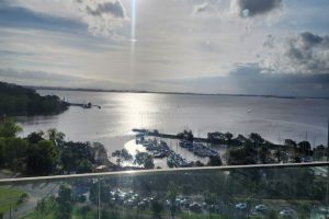 Apartamento à venda com 3 dormitórios, 299m² e 3 vagas no bairro Cristal, Zona Sul de Porto Alegre