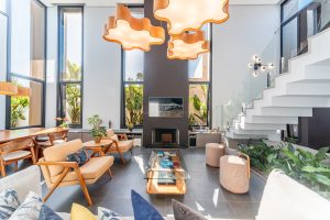 Casa em Condomínio à venda com 3 dormitórios, 310m² e 4 vagas no bairro Alphaville, Zona Sul de Porto Alegre