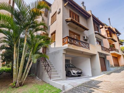 Casa em Condomínio à venda com 3 dormitórios, 197m² e 2 vagas no bairro Tristeza, Zona Sul de Porto Alegre