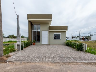 Casa em Condomínio à venda com 3 dormitórios, 96m² e 2 vagas no bairro Hípica, Zona Sul de Porto Alegre