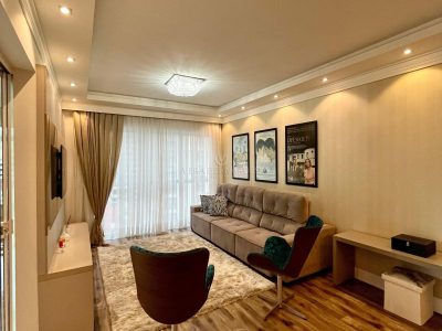 Apartamento à venda com 3 dormitórios, 170m² e 2 vagas no bairro Meia Praia, Zona Central de Itapema