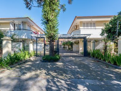 Casa em Condomínio à venda com 4 dormitórios, 192m² e 2 vagas no bairro Jardim Isabel, Zona Sul de Porto Alegre