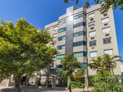 Apartamento à venda com 3 dormitórios, 105m² e 2 vagas no bairro Tristeza, Zona Sul de Porto Alegre