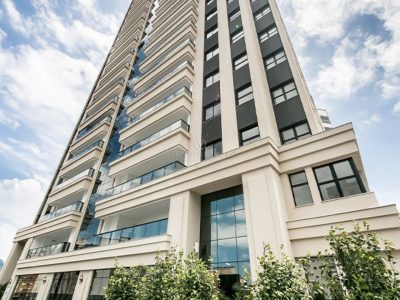 Apartamento à venda com 4 dormitórios, 180m² e 3 vagas no bairro Meia Praia em Itapema