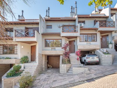 Casa em Condomínio à venda com 4 dormitórios, 174m² e 4 vagas no bairro Tristeza, Zona Sul de Porto Alegre