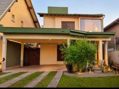 Casa em Condomínio à venda com 3 dormitórios, 170m² e 2 vagas no bairro Terra Ville, Zona Sul de Porto Alegre