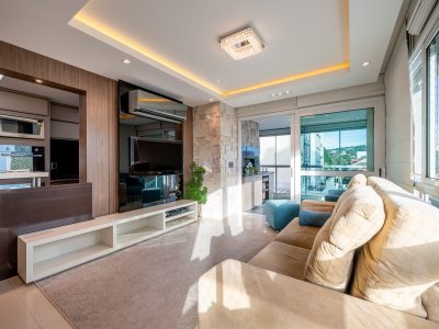 Apartamento à venda com 2 dormitórios, 89m² e 1 vaga no bairro Tristeza, Zona Sul de Porto Alegre