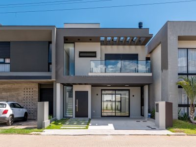 Casa em Condomínio à venda com 3 dormitórios, 189m² e 2 vagas no bairro Ipanema, Zona Sul de Porto Alegre