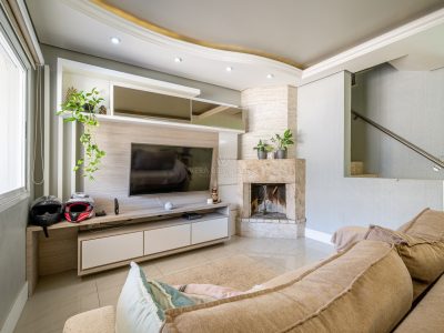 Casa em Condomínio à venda com 3 dormitórios, 143m² e 4 vagas no bairro Vila Nova, Zona Sul de Porto Alegre