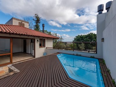 Casa em Condomínio à venda com 3 dormitórios, 340m² e 2 vagas no bairro Jardim Isabel, Zona Sul de Porto Alegre