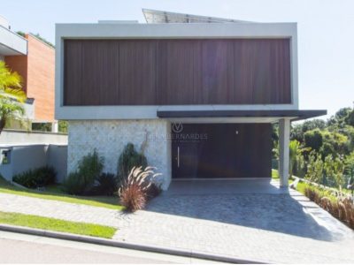Casa em Condomínio à venda com 4 dormitórios, 290m² e 2 vagas no bairro Alphaville, Zona Sul de Porto Alegre