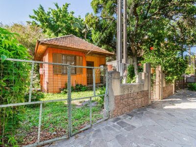 Terreno à venda com 610m² no bairro Tristeza, Zona Sul de Porto Alegre