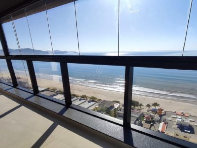 Apartamento à venda com 4 dormitórios, 210m² e 3 vagas no bairro Meia Praia em Itapema
