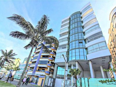 Apartamento à venda com 3 dormitórios, 180m² e 3 vagas no bairro Meia Praia, Zona Central de Itapema