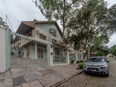 Casa em Condomínio à venda com 3 dormitórios, 225m² e 2 vagas no bairro Jardim Isabel, Zona Sul de Porto Alegre