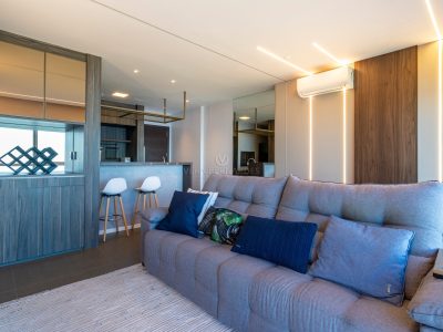 Apartamento à venda com 1 dormitório, 61m² e 1 vaga no bairro Cristal, Zona Sul de Porto Alegre