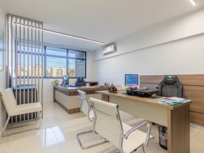 Salas/Conjuntos à venda com 44m² e 1 vaga no bairro Menino Deus, Zona Central de Porto Alegre