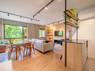Apartamento à venda com 3 dormitórios, 90m² e 2 vagas no bairro Tristeza, Zona Sul de Porto Alegre