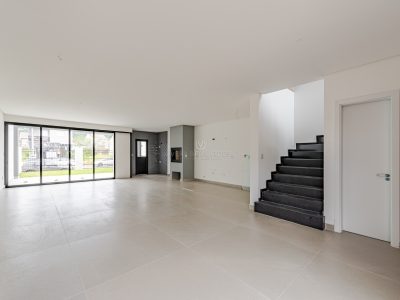Casa em Condomínio à venda com 3 dormitórios, 165m² e 2 vagas no bairro Hípica, Zona Sul de Porto Alegre