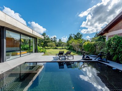 Casa em Condomínio à venda com 3 dormitórios, 342m² e 4 vagas no bairro Terra Ville, Zona Sul de Porto Alegre