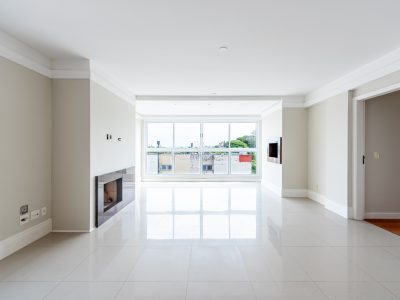 Apartamento à venda com 3 dormitórios, 128m² e 2 vagas no bairro Ipanema, Zona Sul de Porto Alegre