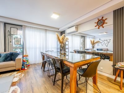 Casa em Condomínio à venda com 3 dormitórios, 240m² e 2 vagas no bairro Pedra Redonda, Zona Sul de Porto Alegre