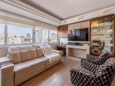 Apartamento à venda com 2 dormitórios, 79m² e 1 vaga no bairro Menino Deus, Zona Central de Porto Alegre