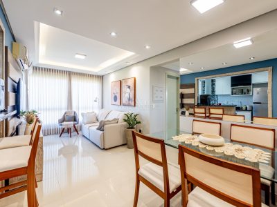 Apartamento à venda com 3 dormitórios, 71m² e 1 vaga no bairro Cavalhada, Zona Sul de Porto Alegre