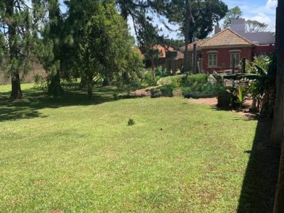 Terreno à venda com 2.450m² no bairro Espírito Santo, Zona Sul de Porto Alegre