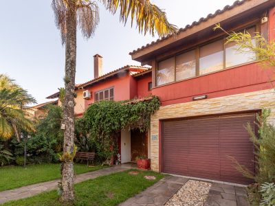 Casa à venda com 3 dormitórios, 291m² e 2 vagas no bairro Imperial Park, Zona Sul de Porto Alegre