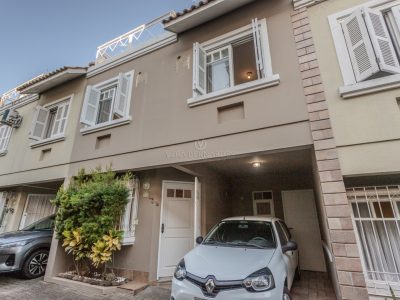 Casa em Condomínio à venda com 3 dormitórios, 162m² e 1 vaga no bairro Ipanema, Zona Sul de Porto Alegre