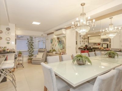 Casa em Condomínio à venda com 3 dormitórios, 220m² e 2 vagas no bairro Pedra Redonda, Zona Sul de Porto Alegre