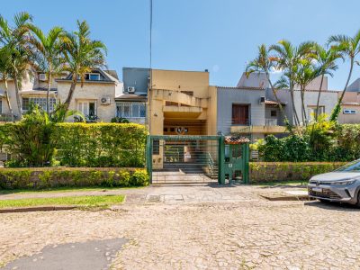 Casa à venda com 4 dormitórios, 176m² e 2 vagas no bairro Ipanema, Zona Sul de Porto Alegre