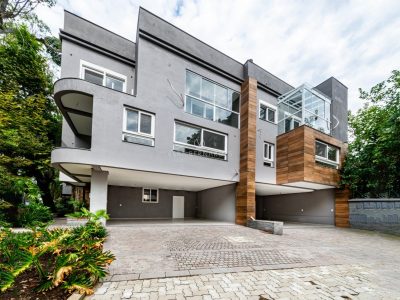 Casa em Condomínio à venda com 4 dormitórios, 297m² e 2 vagas no bairro Tristeza, Zona Sul de Porto Alegre