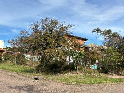 Terreno à venda com 379m² no bairro Ipanema em Porto Alegre