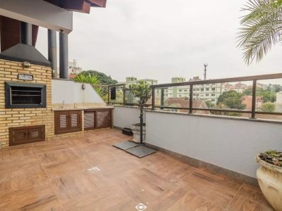 Cobertura à venda com 2 dormitórios, 132m² e 2 vagas no bairro Tristeza, Zona Sul de Porto Alegre