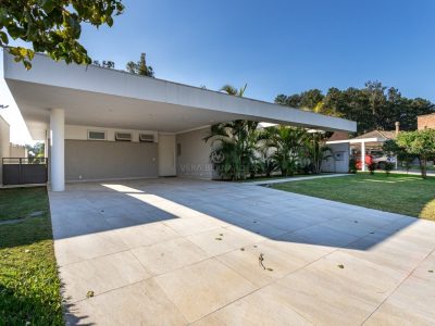 Casa em Condomínio à venda com 3 dormitórios, 273m² e 4 vagas no bairro Terra Ville em Porto Alegre